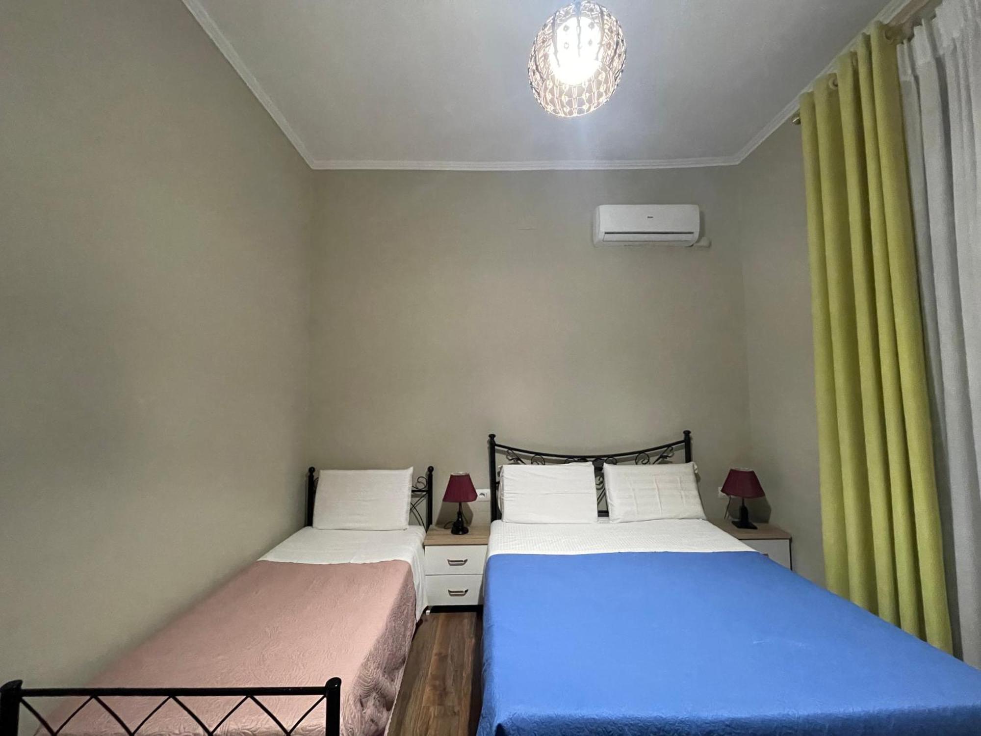 Hotel Vila 15 - Center Tirana Exteriör bild